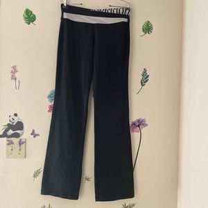 Lululemon warm pants size 10